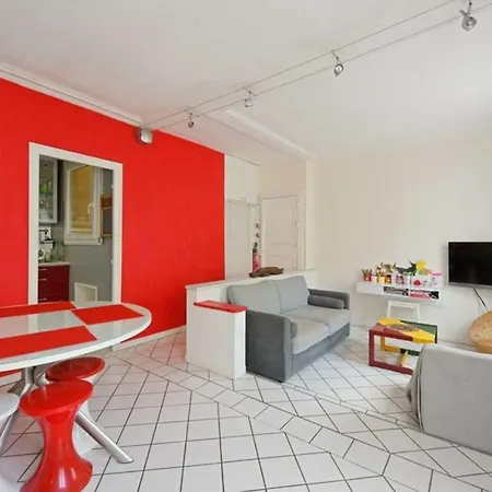 Familial 2 Bedroom Flat In The Center Of Appartement